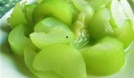 吃蒲瓜胀气吗,蒲瓜食用后是否会引发胀气问题解析