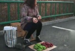 乡下吃瓜大妈小说,大妈的乡村生活传奇